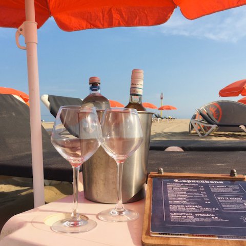 strandbedden strand scheveningen