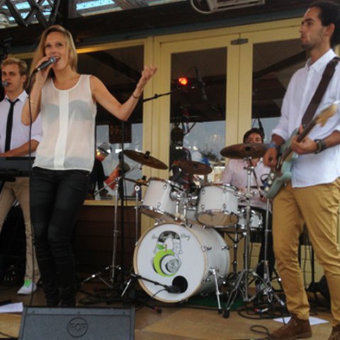 muziek-strandtent-scheveningen-bedrijfsuitje
