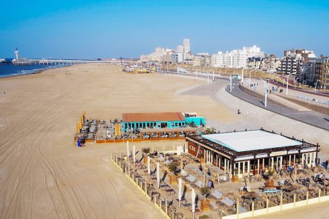 eventlocatie strand bedrijfsuitje luchtfoto