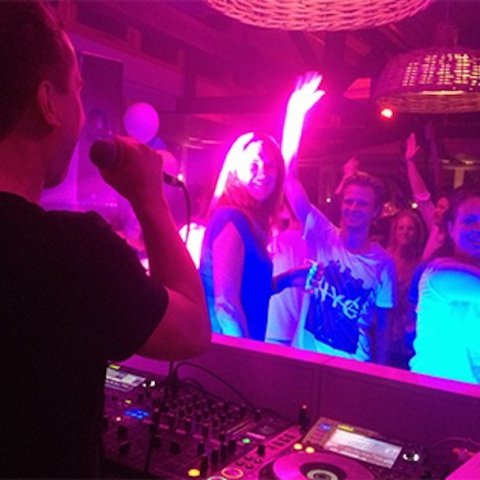 strandfeest bedrijfsuitje groepen scheveningen